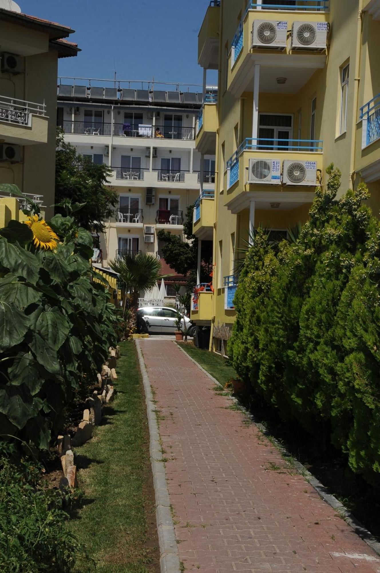 Sun Flower Apart Hotel Side Bagian luar foto